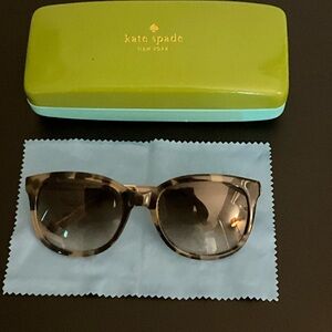 Kate Spade Tortoise Sunglasses with Green Case